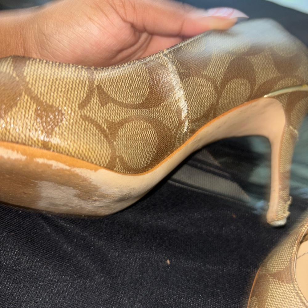 Coach Women's Brown Patterned Heels - image 4